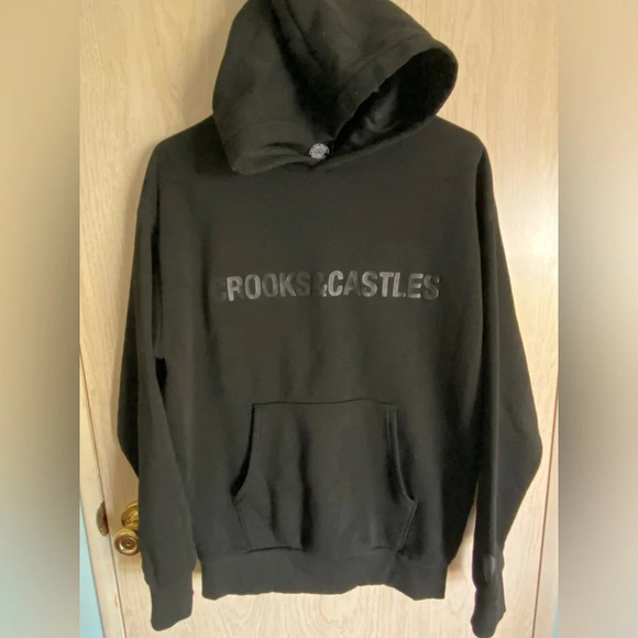 CROOKS & CASTLES Black Logo Hoodie Kangaroo Pocket Sweatshirt Sz Small - Picture 1 of 10